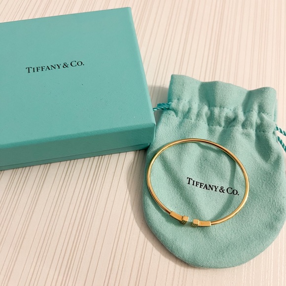 Tiffany T Diamond Wire Bracelet - Picture 5 of 8